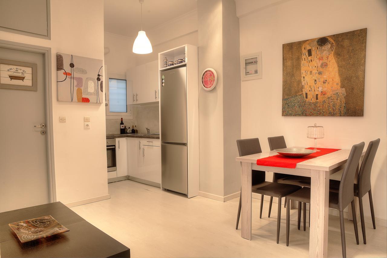 Cosy Apartment In Glyfada Center Athen Exterior foto