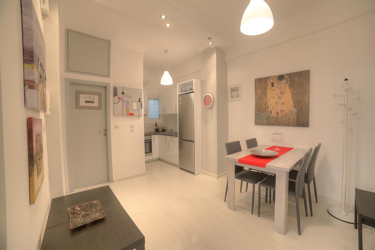 Cosy Apartment In Glyfada Center Athen Exterior foto